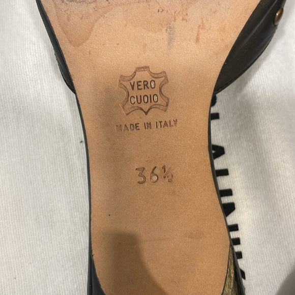 Manolo Blahnik studded mules kitten heel - Picture 5 of 9